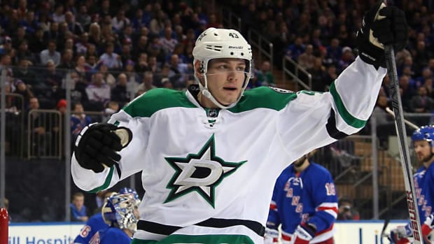 Valeri-Nichushkin-Bennett.jpg